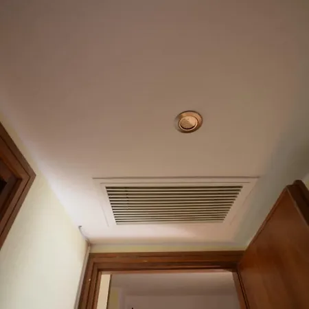 Varennahouse Michyhouse بيت للعطل فارينا